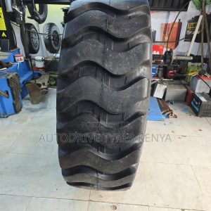17.5 - 25 Road Hiker Tyre - Industrial Tube type Tire